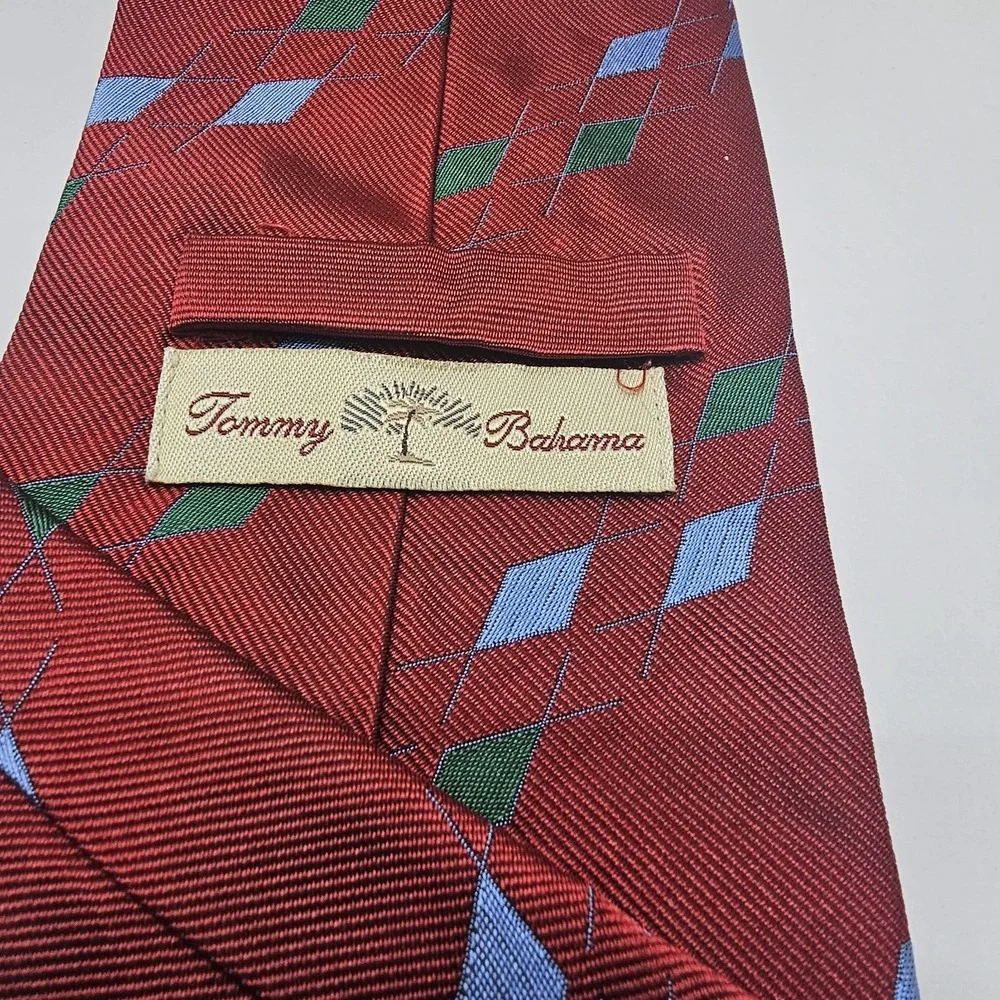 Tommy Bahama Tie Dark Red Burgundy Golf Print 100% Silk  4